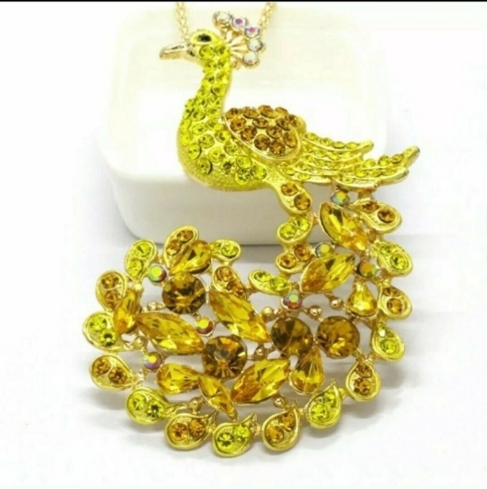 Yellow Crystals Peacock Pendant Necklace Nwt